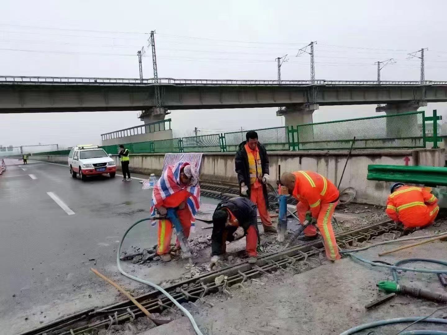 五河桥梁伸缩缝抢修料